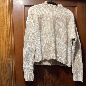Ivory moonstone chenille turtleneck sweater M